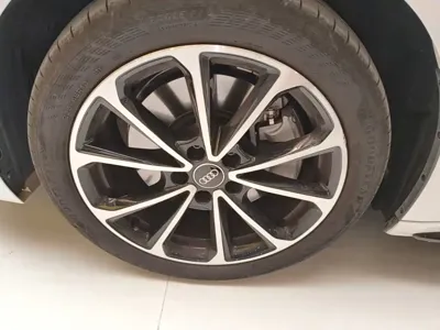 Audi 奥迪A5L