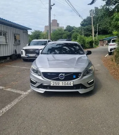 Volvo S60