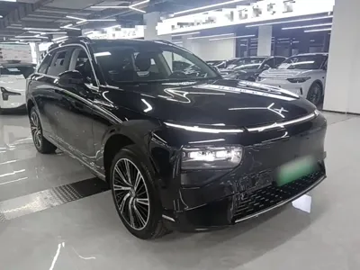Xpeng G9