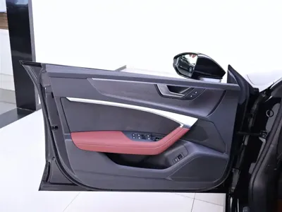 Audi A7L