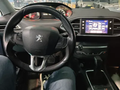 Peugeot 308S
