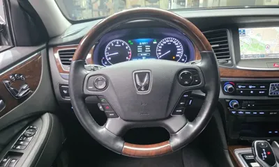 Hyundai Equus