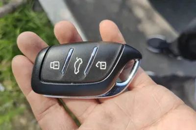 Roewe i5