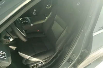 Li Auto L8