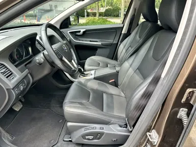 Volvo XC60 (Import)