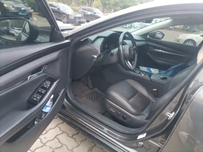Mazda Mazda 3 Axela