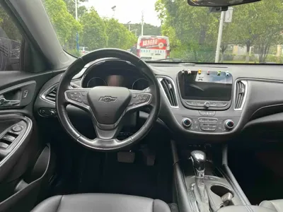 Chevrolet Malibu XL