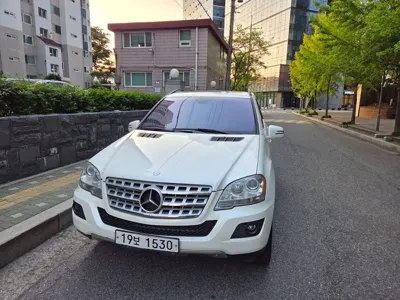 Mercedes-Benz M-Class