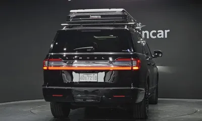 Lincoln Navigator
