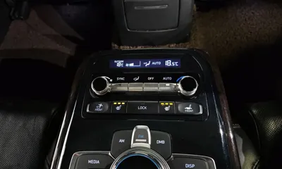 Genesis EQ900