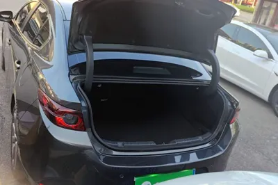 Mazda Mazda 3 Axela