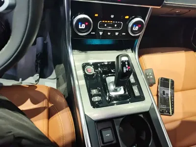 Jaguar XEL