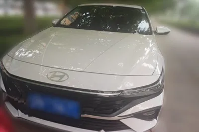 Hyundai Elantra