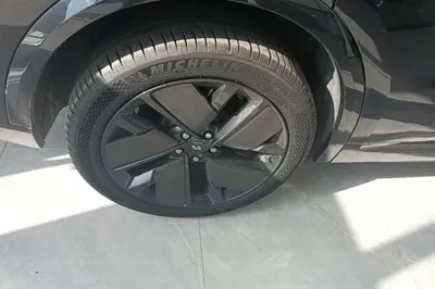 Li Auto L9