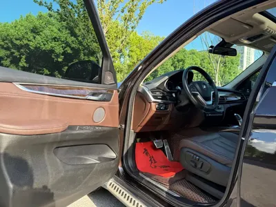 BMW X5 (Import)