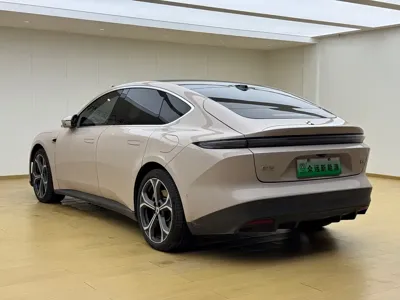 Nio ET5