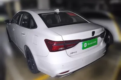 Roewe i6