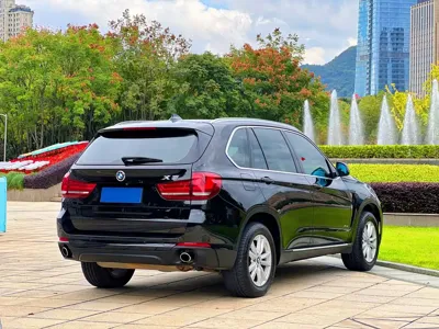 BMW X5 (Import)