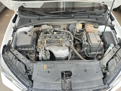 Roewe i5