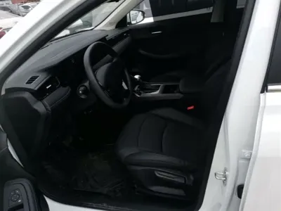 Roewe i5