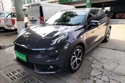 Lynk & Co 02