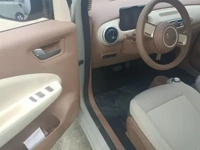 Wuling MINIEV