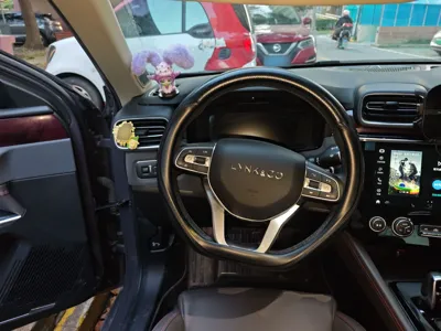 Lynk & Co 02
