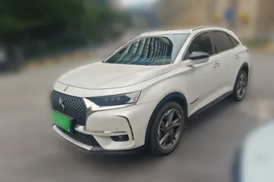 DS 7