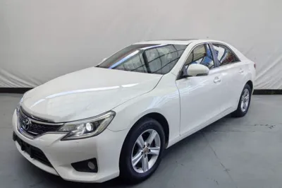 Toyota Reiz