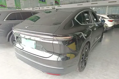 Nio EC7