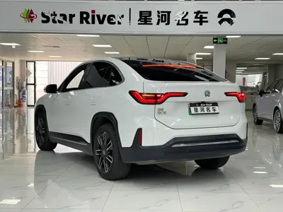 Nio EC6