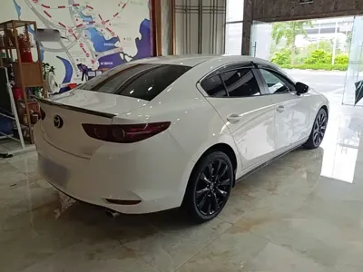 Mazda 3 Axela