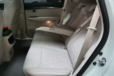 Wuling Asta