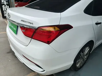 Hyundai Mistra