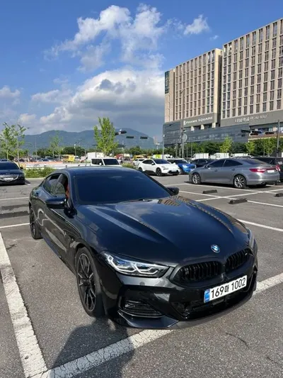 BMW 8-Series