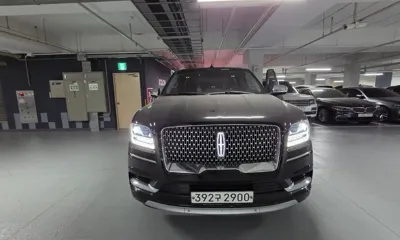 Lincoln Navigator