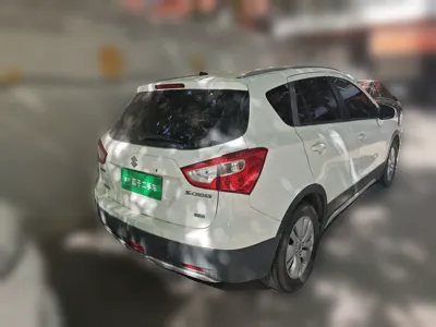 Suzuki S-Cross