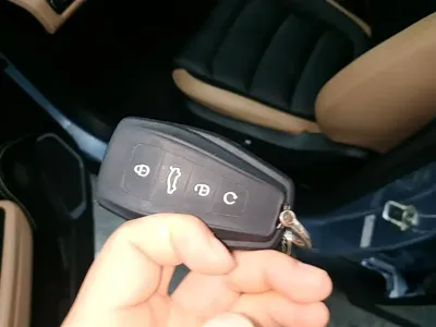 Geely ICON