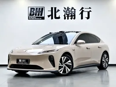 Nio ET5