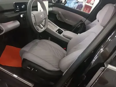 Nio EC6