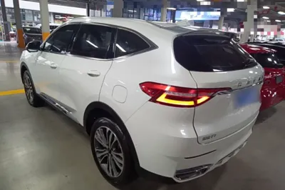 Haval F7