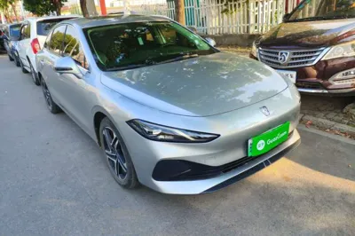 Roewe D7