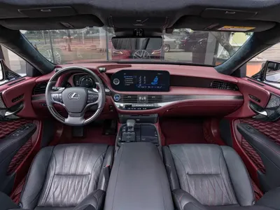 Lexus LS