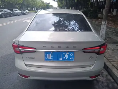 Roewe i5