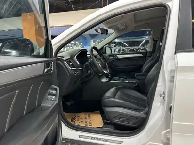Roewe RX5