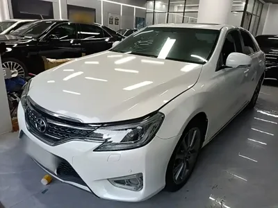 Toyota Reiz
