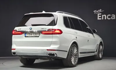 BMW X7