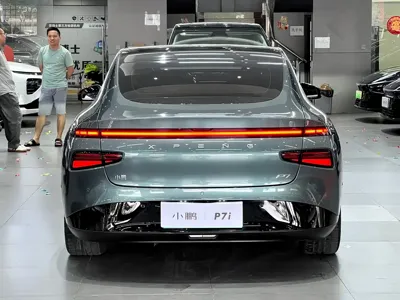 Xpeng P7
