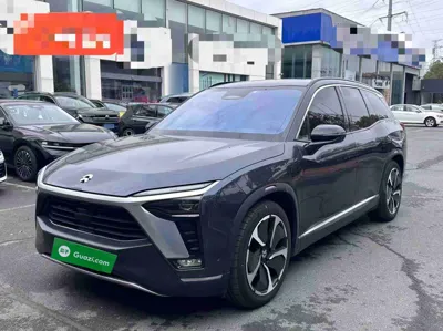 Nio ES8