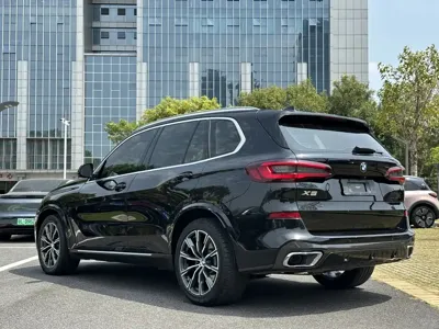BMW X5 (Import)